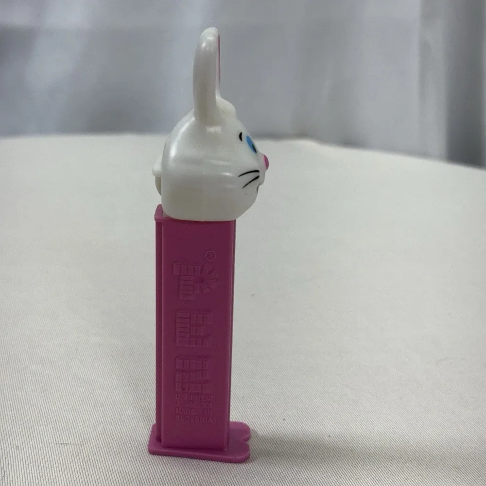Easter‎ Bunny Pez Candy Dispenser - Vintage - Pink and White - Slovenia